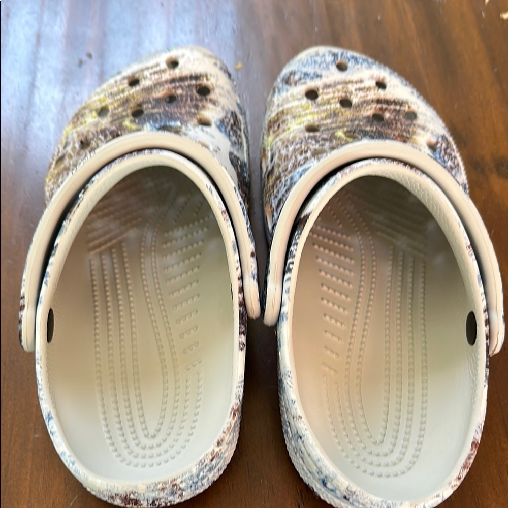 CROCS White and Blue Athletic Shoes with Ventilation - Picture 3 of 6